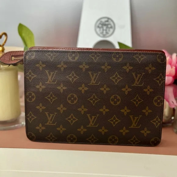 Louis Vuitton Monogram Clutch Hand Bag w Dust Bag - Picture 3 of 12